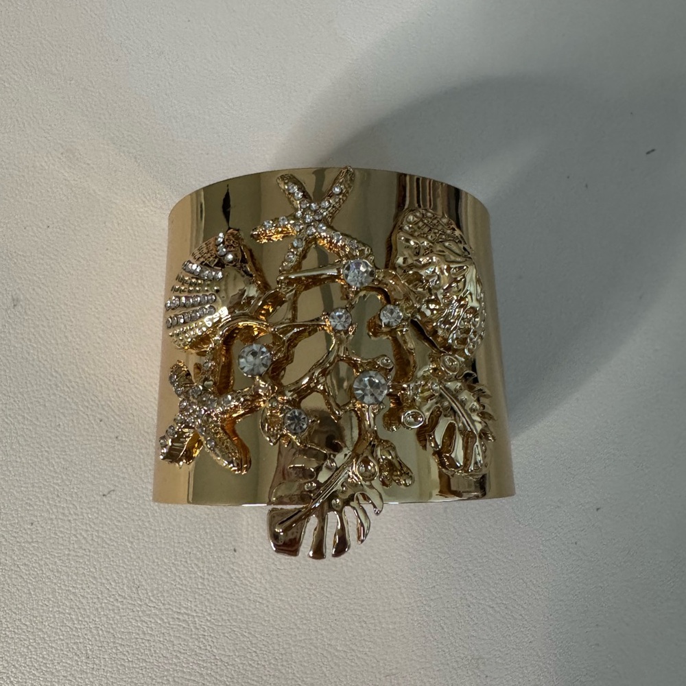 Lilly Pulitzer Gold BEACHCOMBER Cuff Bracelet - Picture 3 of 3